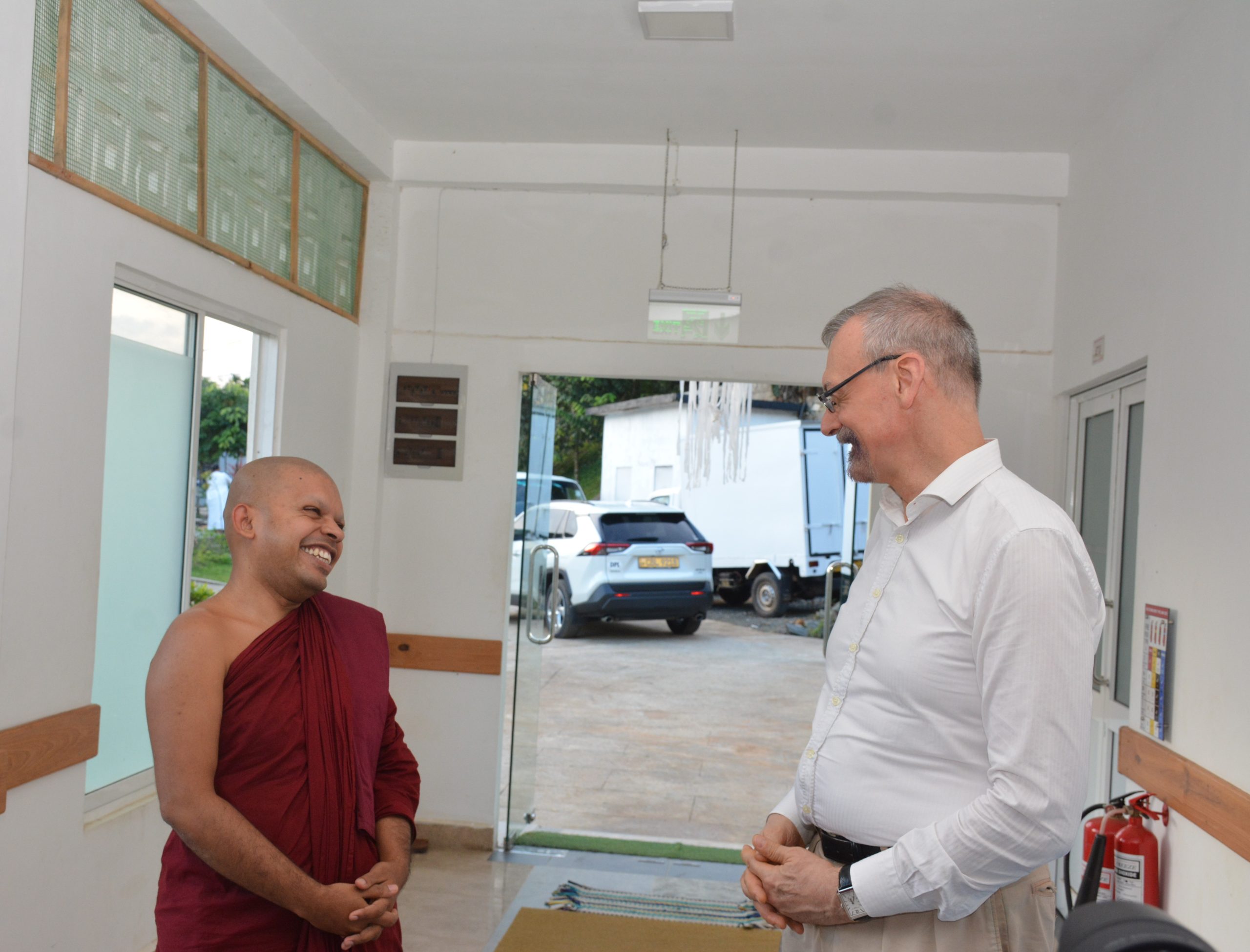 Ambassador of France to Sri Lanka visits Noble Healthcare, free medical facility run by Vimukthi Foundation